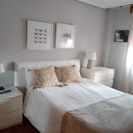 Apartamento De Toro Llanes Eksteriør bilde